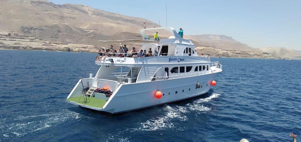 Prince Omar Yacht Charter photo
