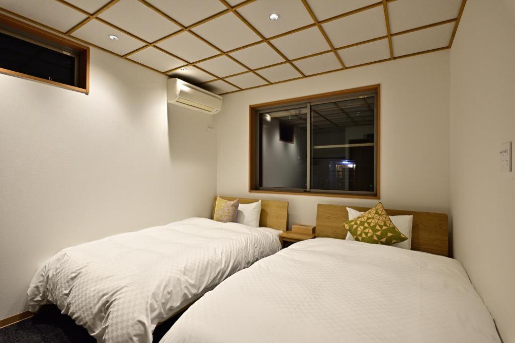 Corner6