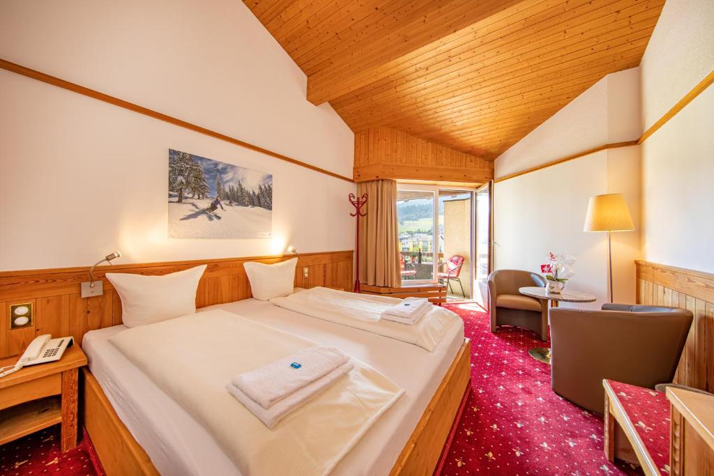 T3 Alpenhotel Flims photo