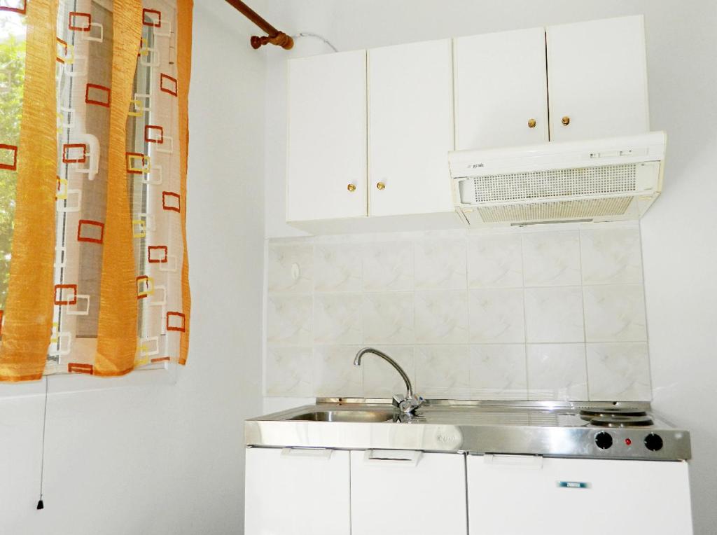 ARISTON APARTMENTS photo