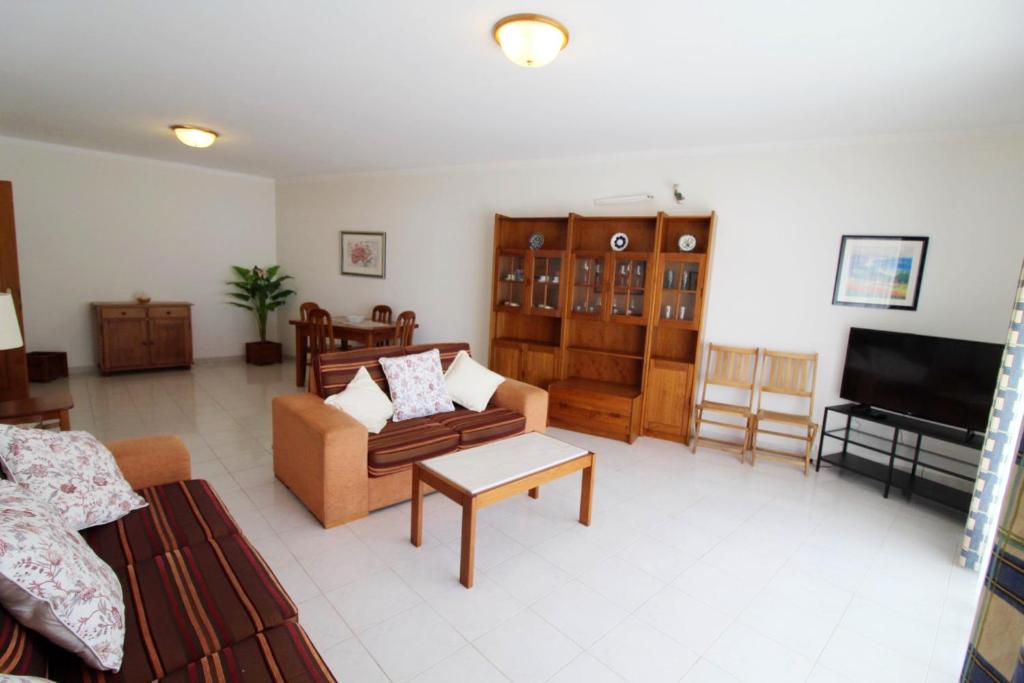 Spacious apartment in Portimão - 100 m² with terrace, Portimão