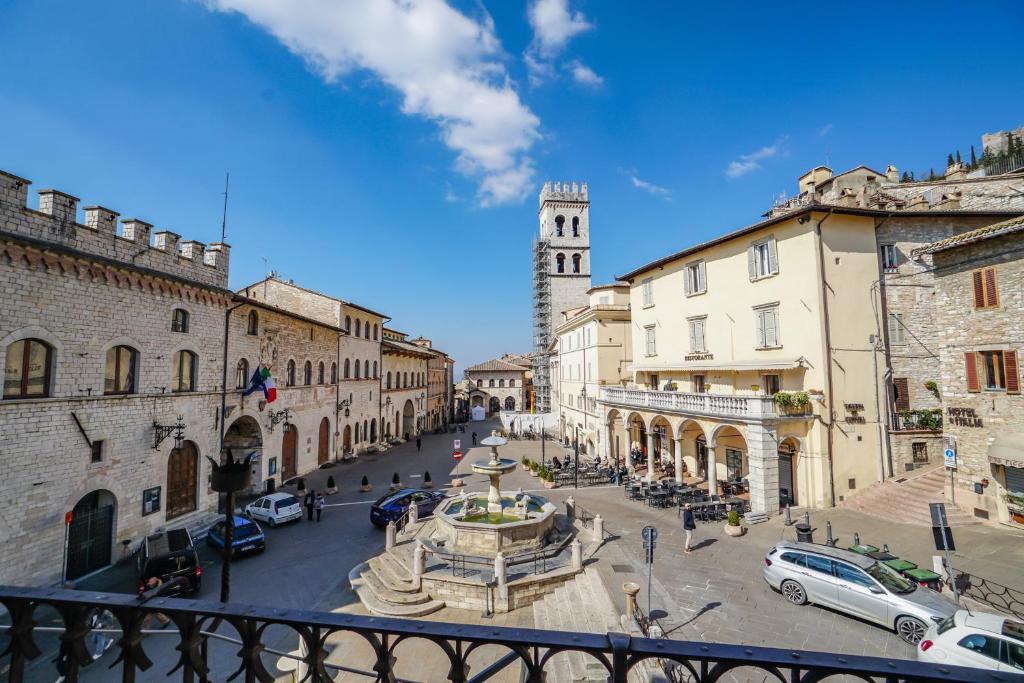 Ogni finestra è un quadro - appartamento ad Assisi - 2