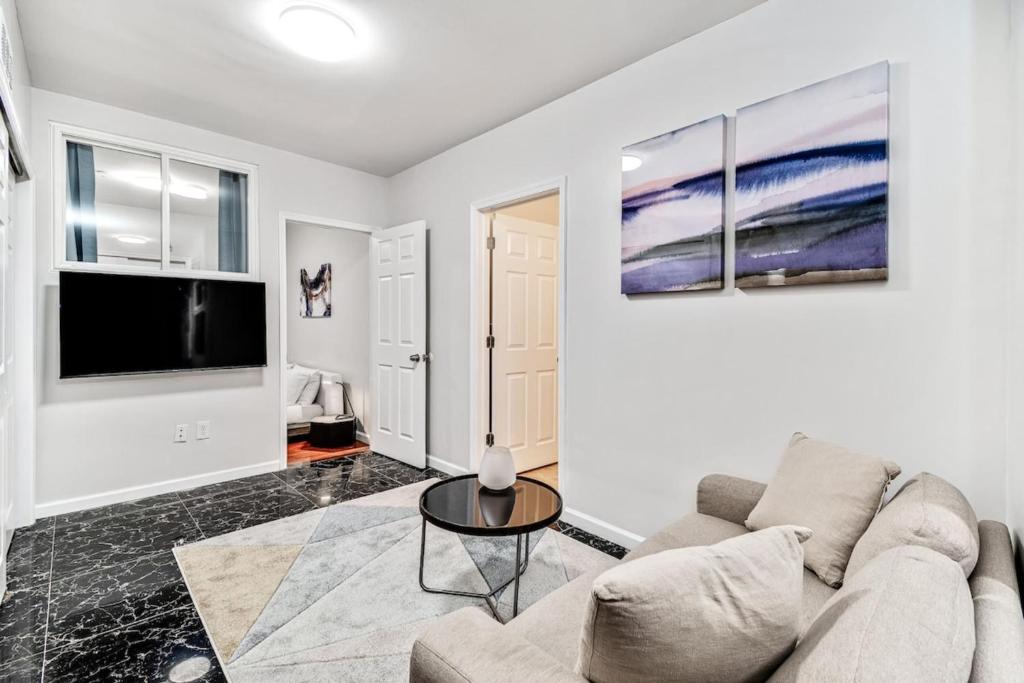 Cozy 1BD steps away from Convention Center — Hotel in Philadelphia (PA)