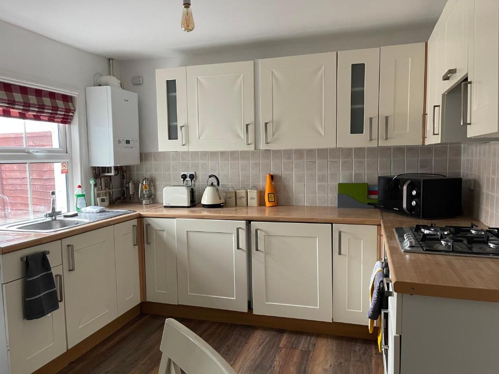 April Cottage, Ringwood photo 4