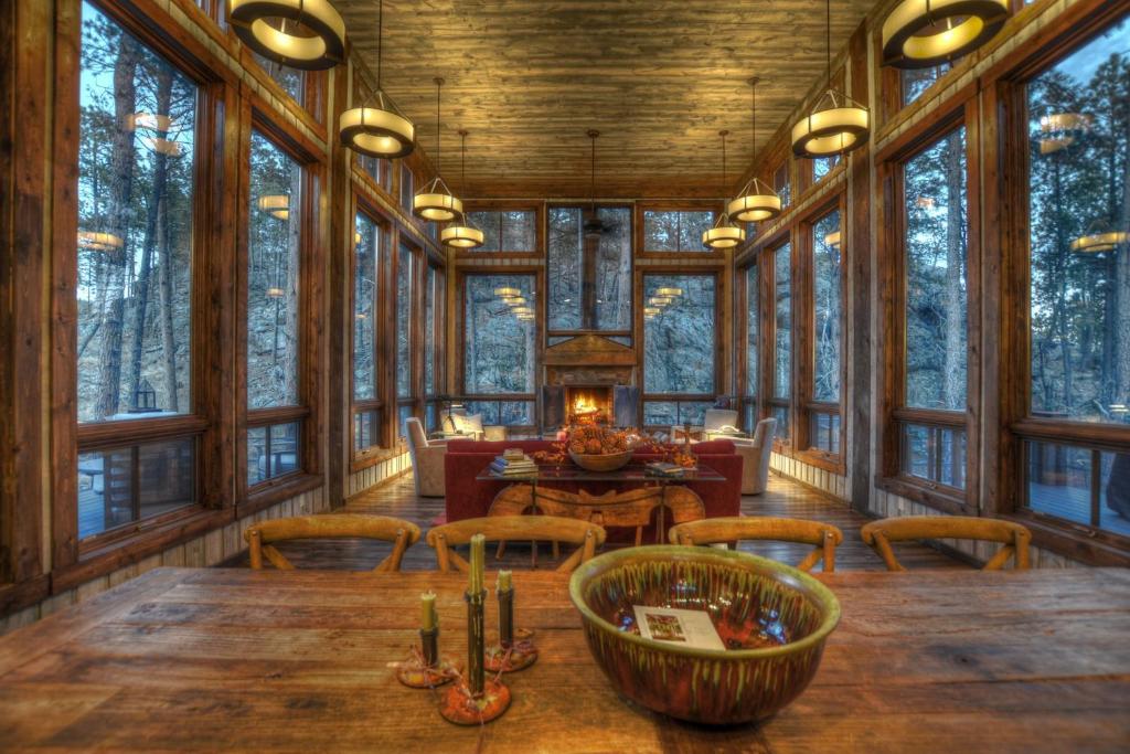 Glass Lodge