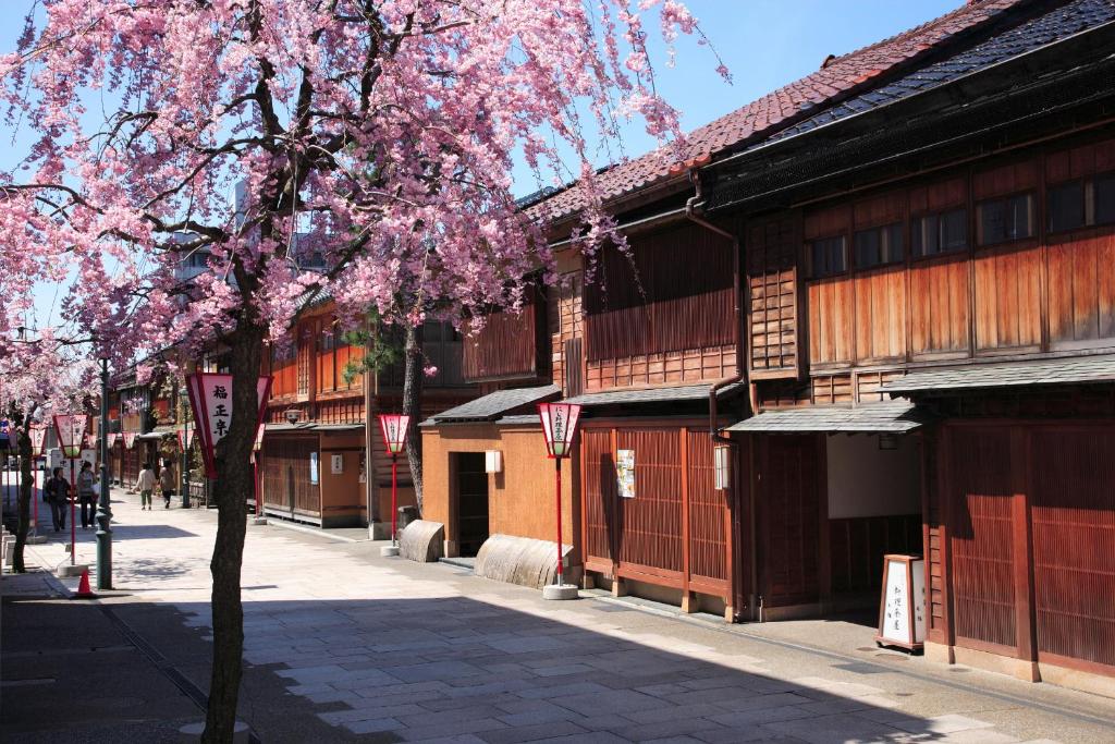Nearby attraction