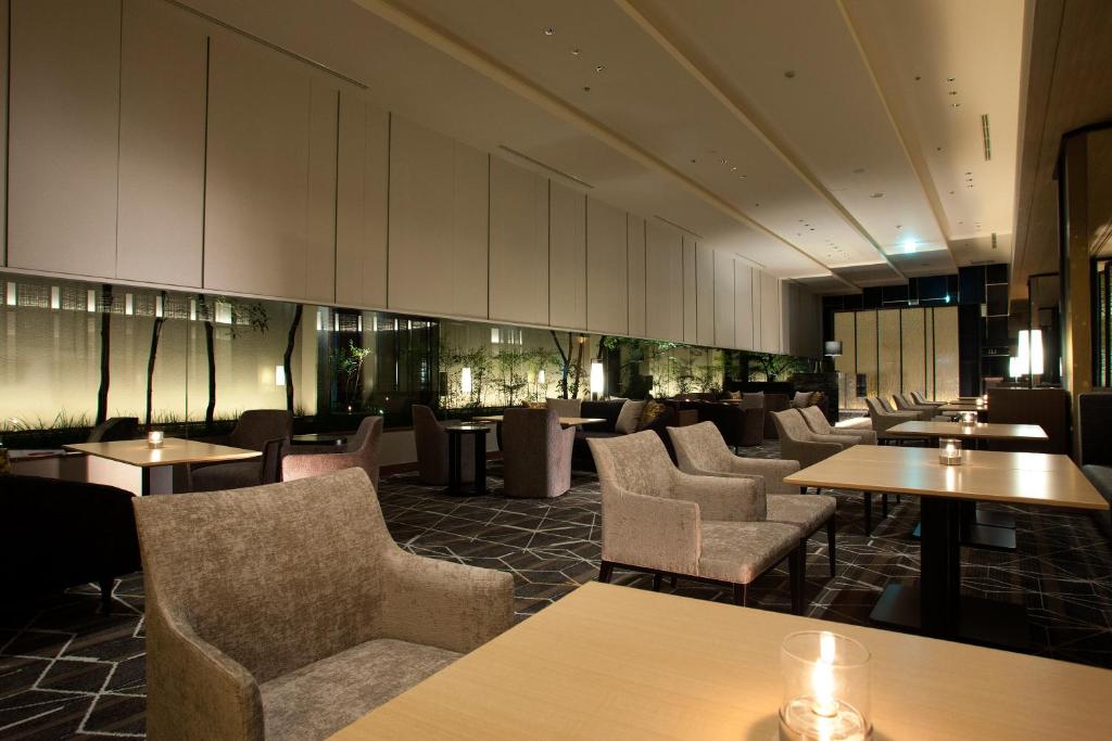 Bar/lounge