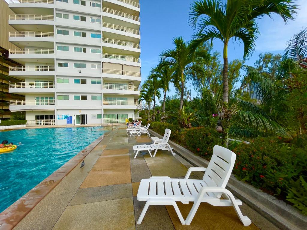 View Talay 6 Luxury Condo photo