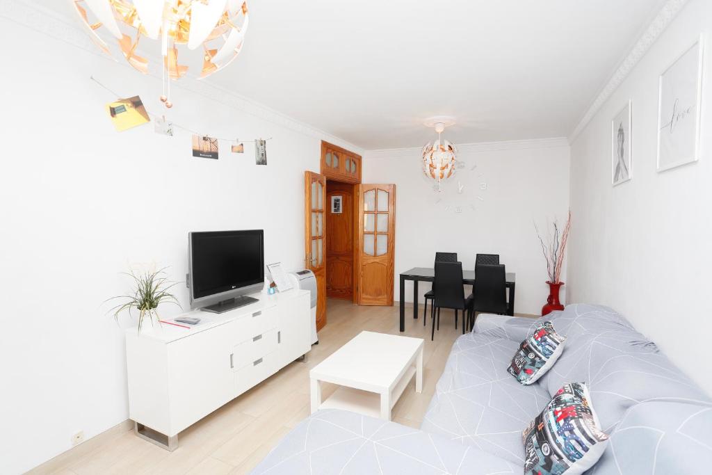 Masvacation La Rosaleda 3Room,Parking - 5