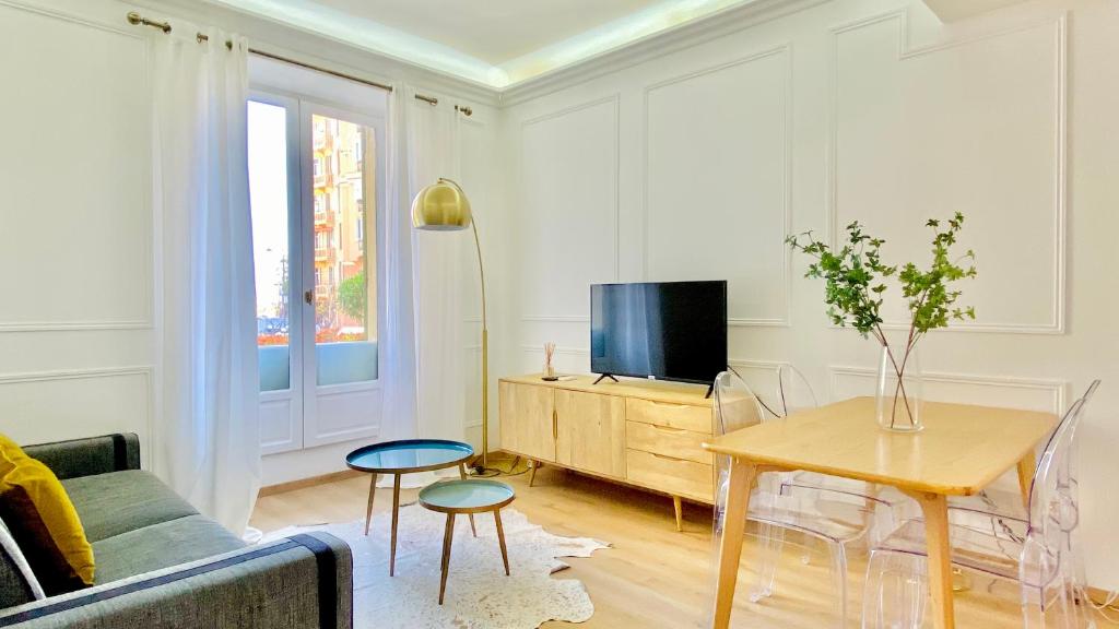 Designer Garden View AC, Fiber Wifi Heart of Monaco - 3