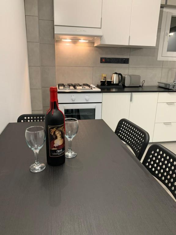 Black & White STUDIO by Emmelia Group, Pafos