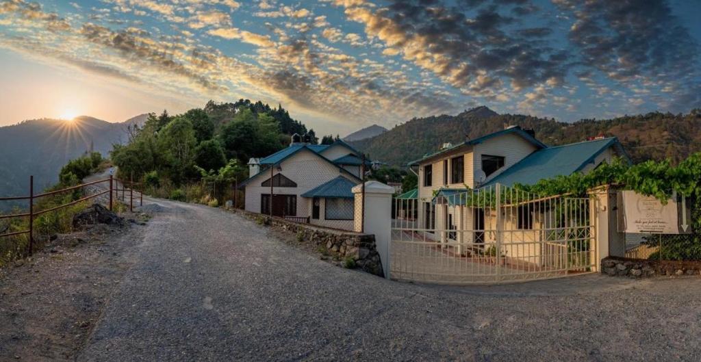 Karinya Villas — Hotel in Nainital