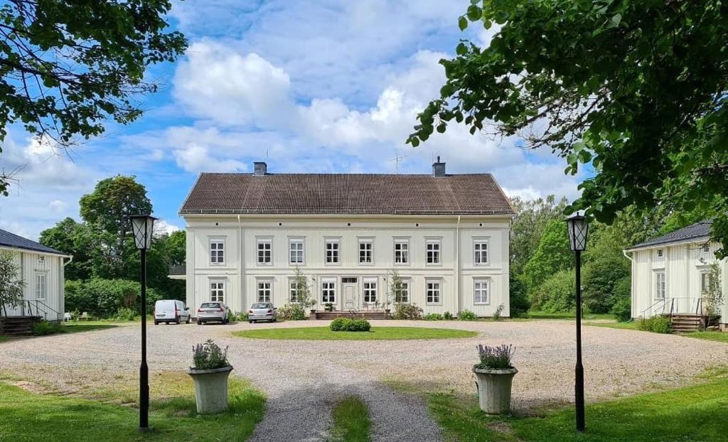 Risberg Herrgard — Hotel in Hagfors