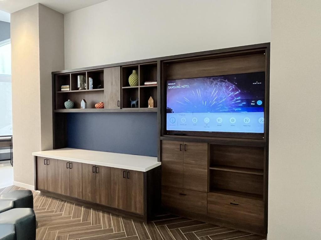 Home2 Suites by Hilton St. Louis Downtown photo