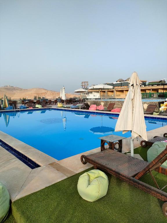 Elite Pyramids view — Hotel in Giza