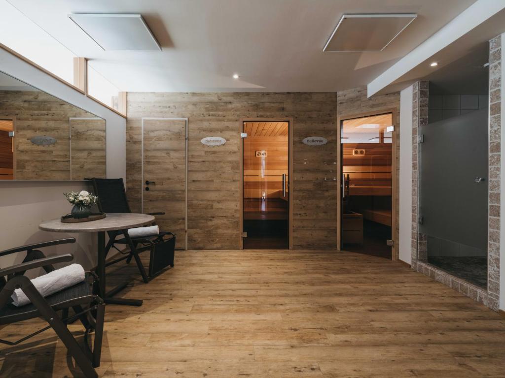 Haus Bellevue - 4