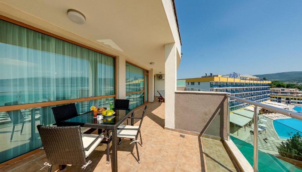 Briz Beach Apartments — Hotel in Nessebar