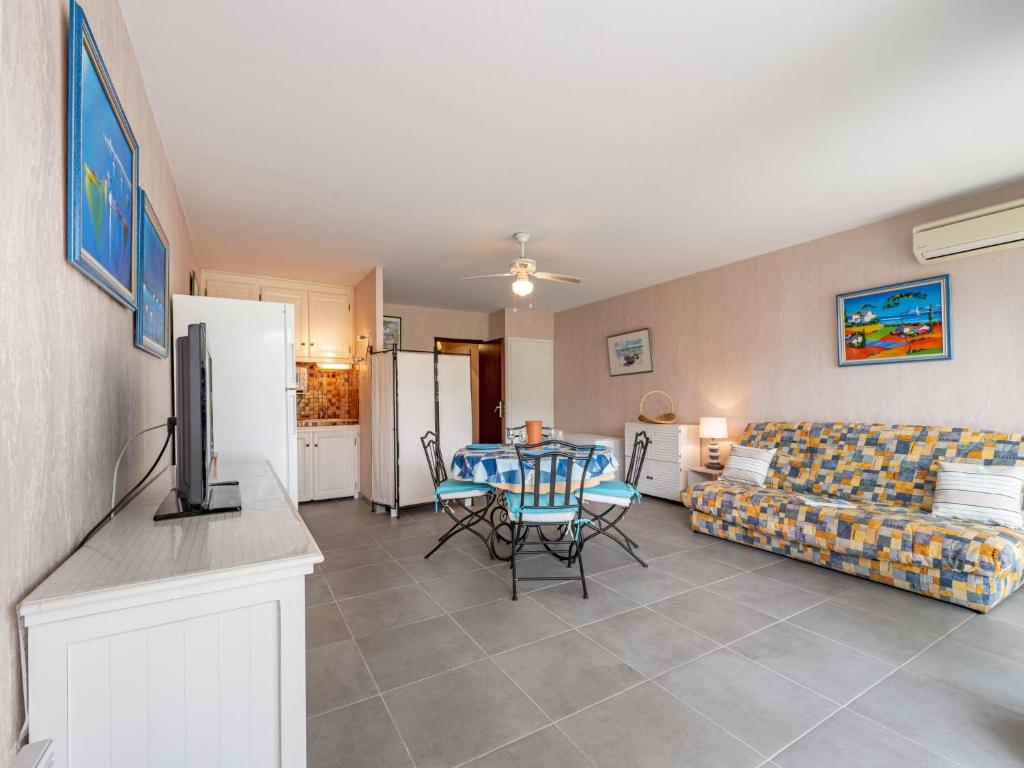 Studio De la Plage-4 by Interhome - 3