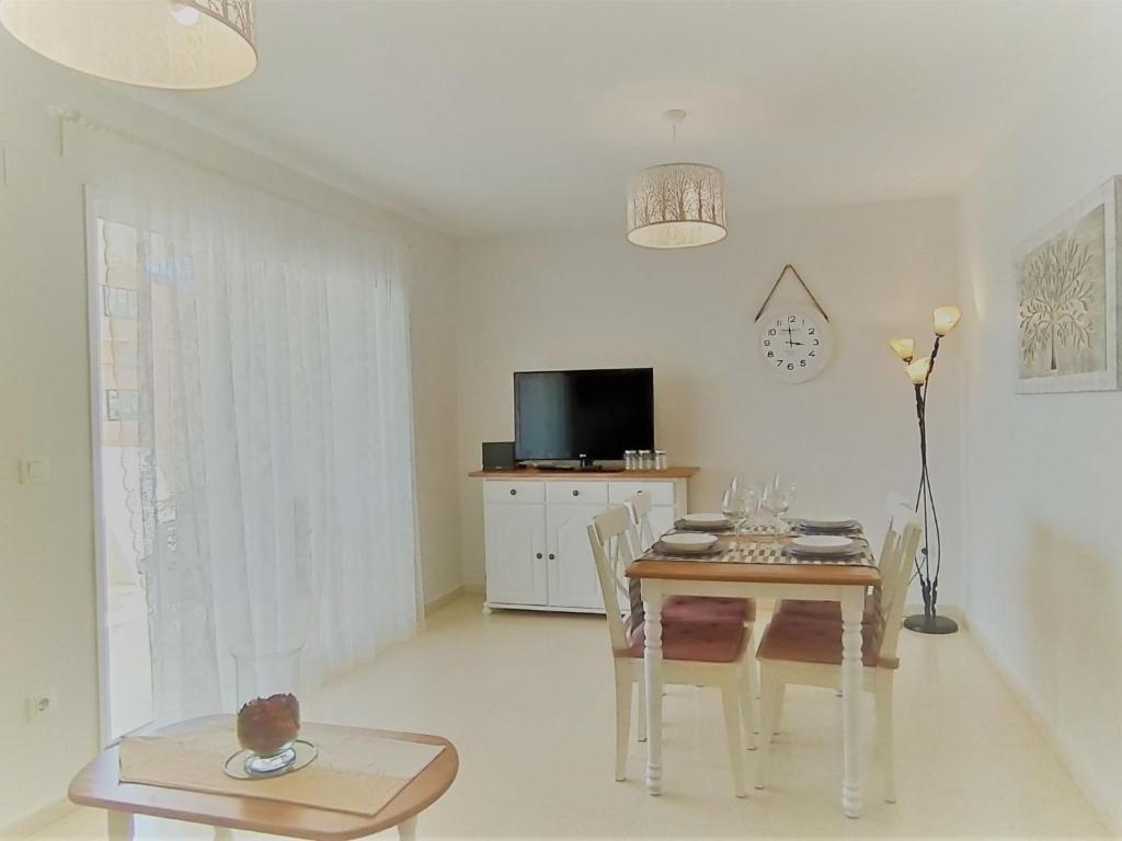 Apartment Torre San Marino - Vacance by Interhome - 2