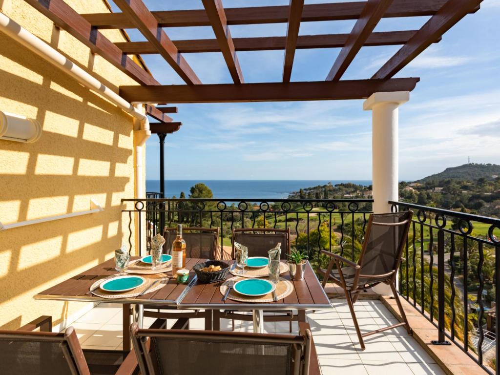 Apartment Le Village - C4319 by Interhome - 1