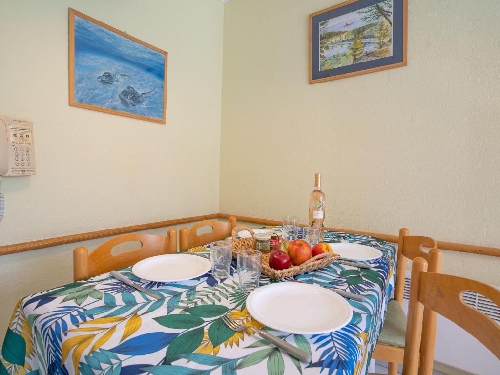 Studio L'Esquinade - J3 402 by Interhome - 4