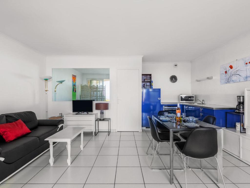 Apartment Les Bastides - O4 023 by Interhome - 3