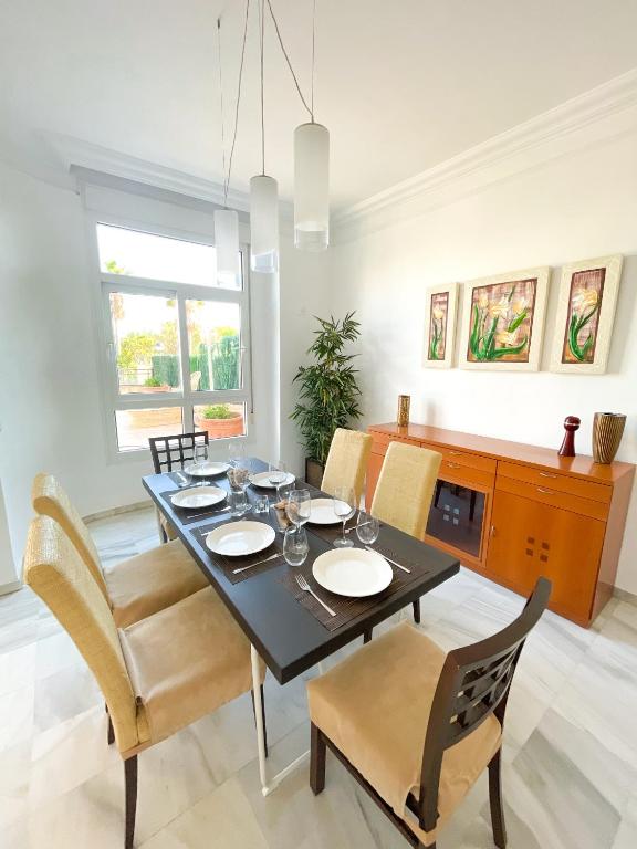 Modern three-level apartment near the sea - 4