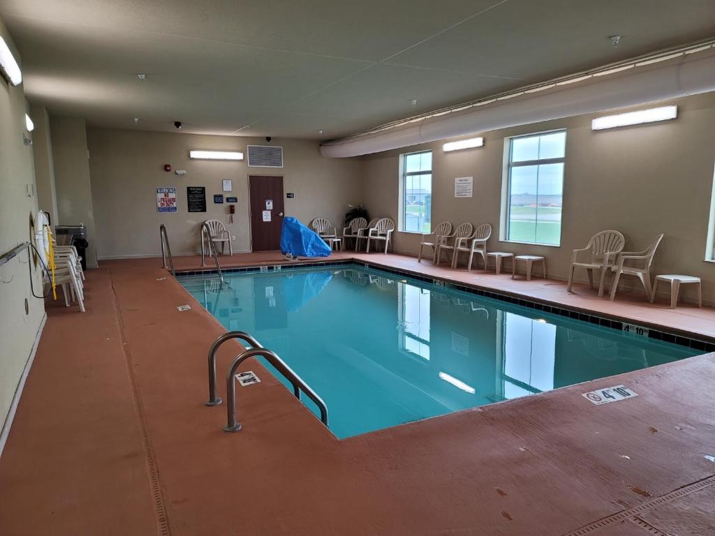 Cobblestone Hotel & Suites - Jefferson photo