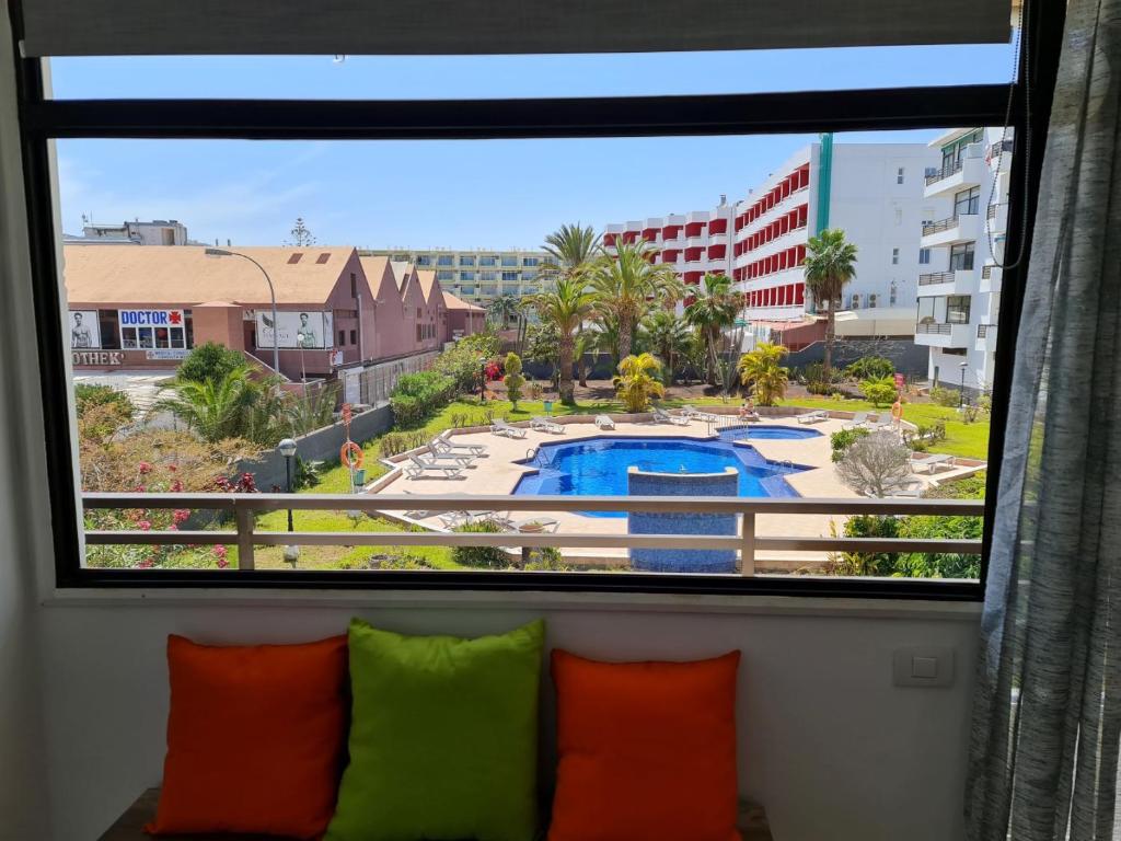 Yumboflat Two Bedroom Apartment - 2