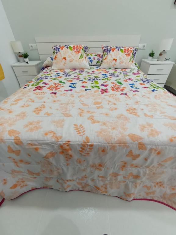 Orange Apartments - 5