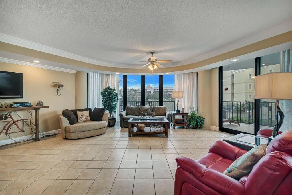 Lighthouse on the Bay 2213 - Large Pet Friendly Condo-Inquire for Boat Slip, Orange Beach