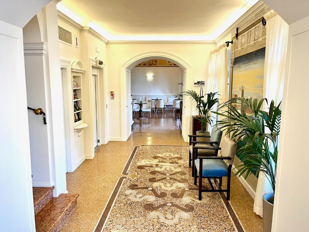 Albergo Gardesana photo