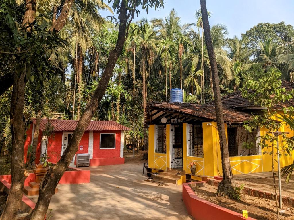BunkNBrew — Hotel in Goa