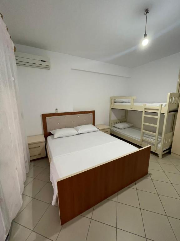 Marina Apartment Vlore photo