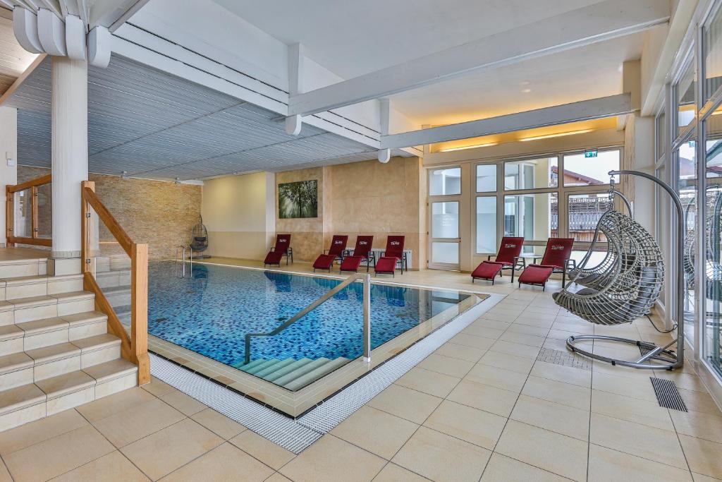 Alpenhotel Fischer photo