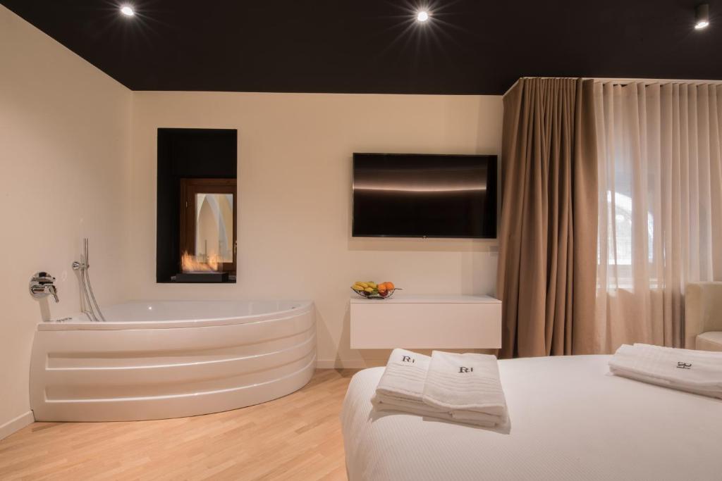 Brera Luxury Apartment near Duomo With Wifi - 5