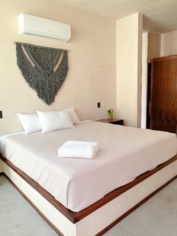 La Veleta luxury condos - 5