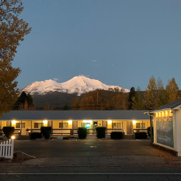 Cold Creek Inn — Hotel in Mount Shasta (CA)