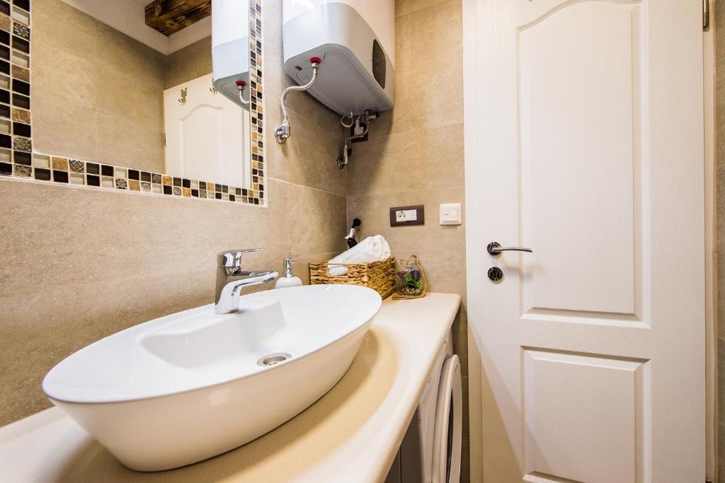 Reval Luxury Stone house apartments**** photo