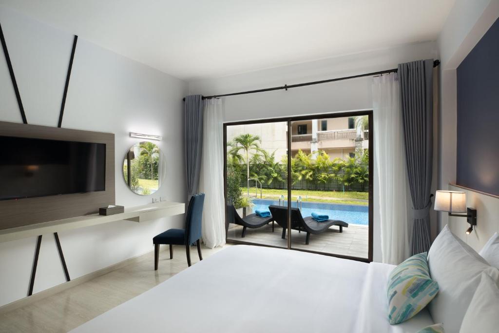 Centra by Centara Cha Am Beach Resort Hua Hin photo