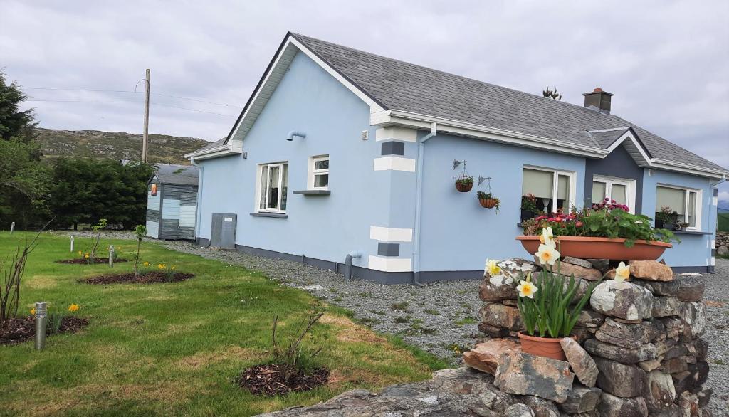 Clifden Wildflower Cottage - Clifden Countryside Lettings, Clifden