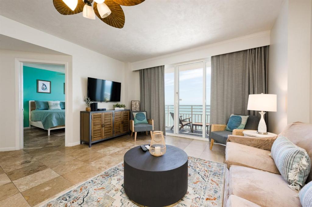 Unit 1604 Ocean Walk - 3 Bedroom Ocean Front, Daytona Beach