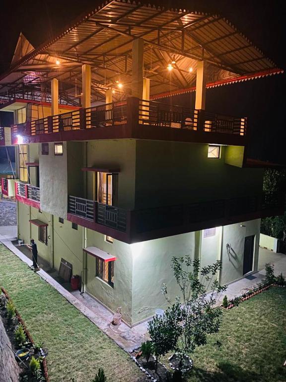 Aashiyana Homestay — Hotel in Nainital
