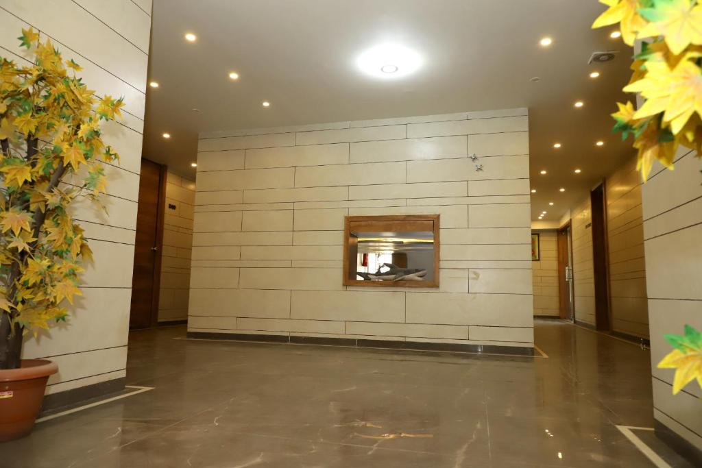Hotel Dolphin Residency photo