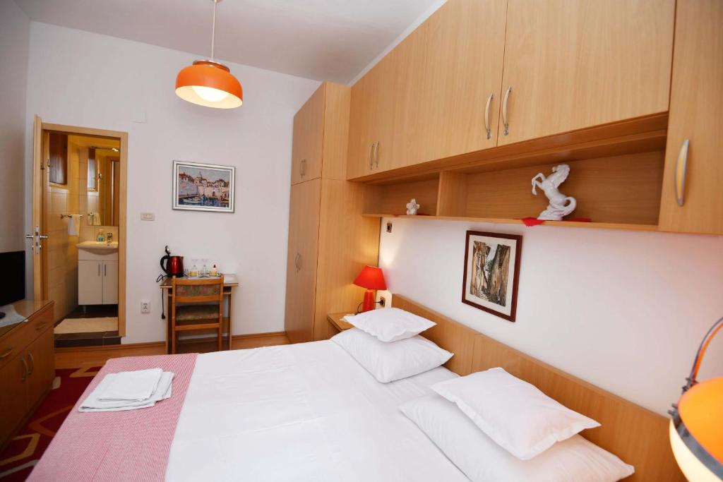 Guesthouse Manda photo