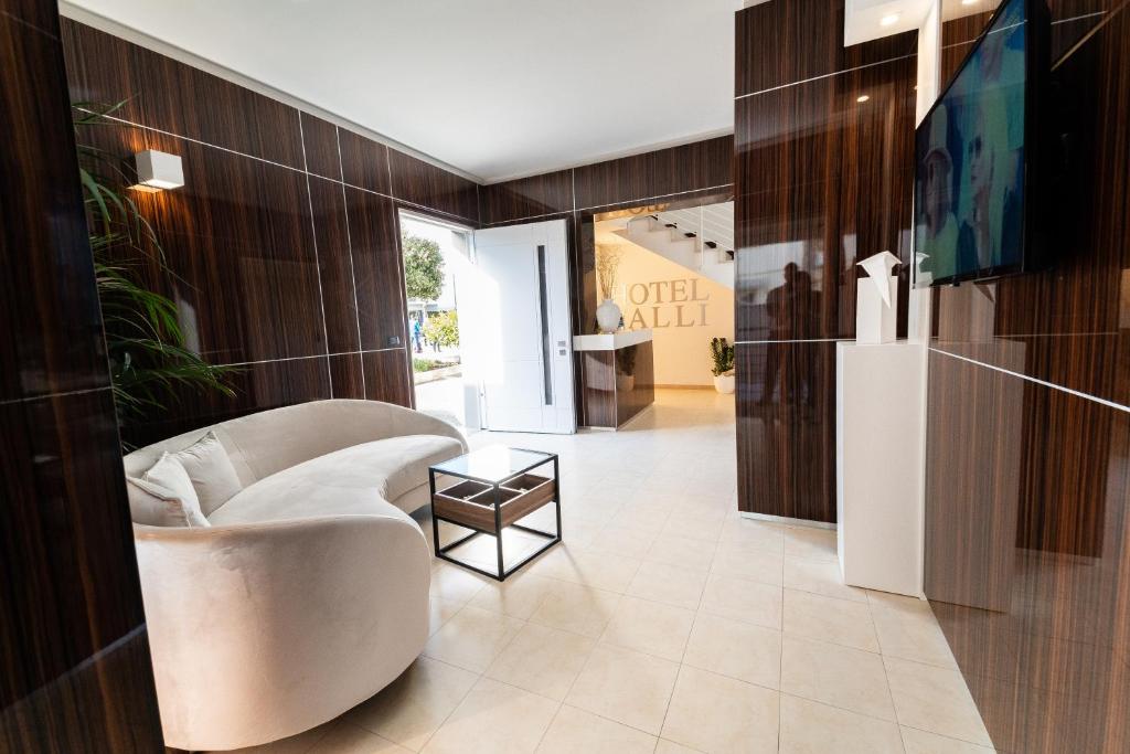 Hotel Falli