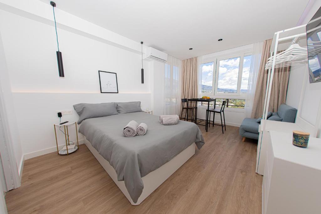 Modern Apartment With Stunning Views, Marbella