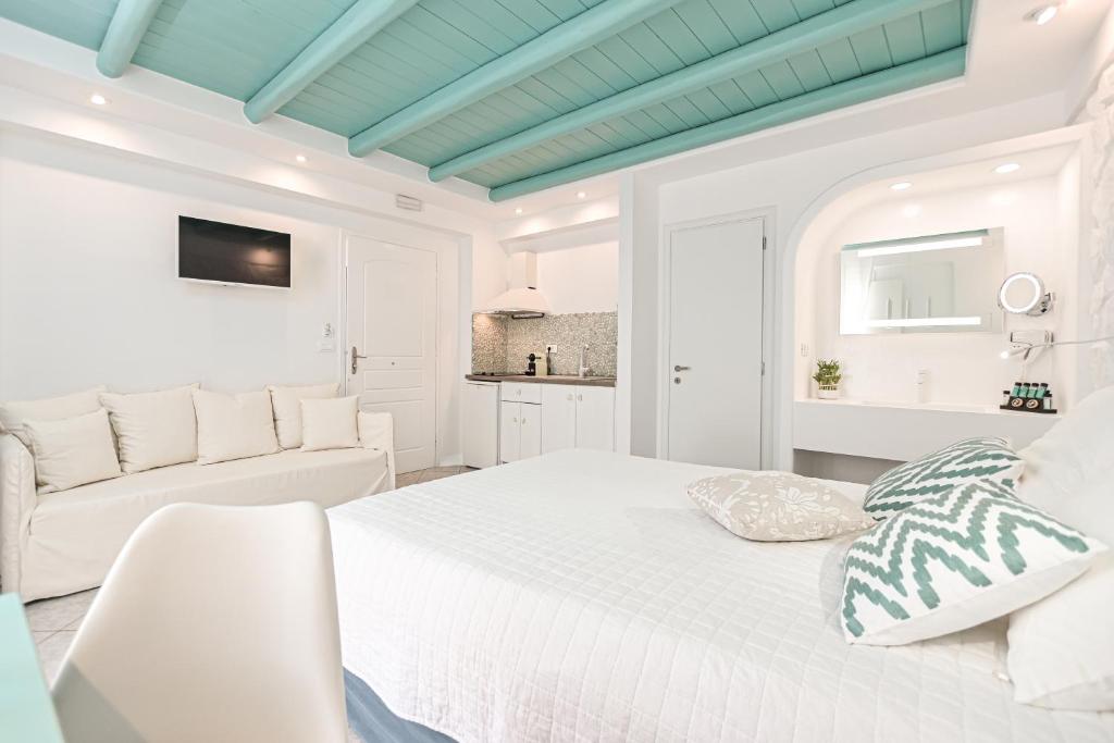 Naxos Evilion Luxury Apartments & Suites photo