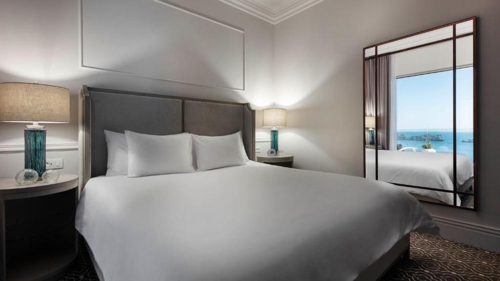 Royal Ariston Hotel photo