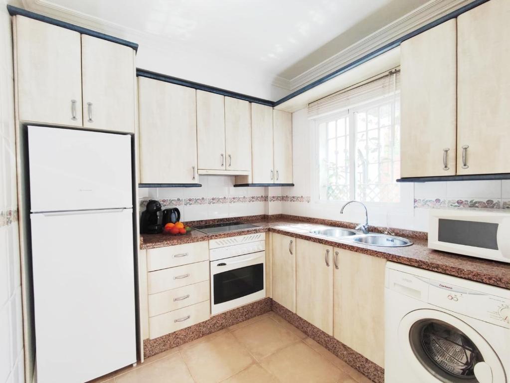 Lovely 2 bedroom townhouse in Fuentesol, Nerja - 5